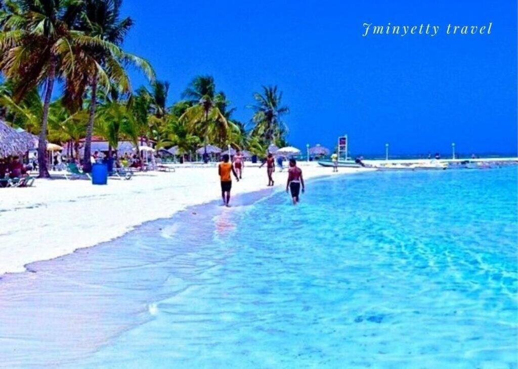Simply The Most Comfortable Place Next To Boca Chica Beach Exteriör bild